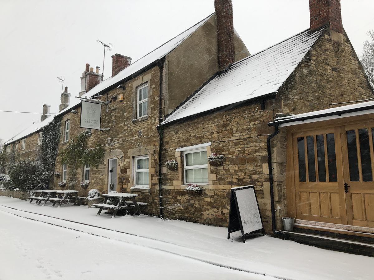 The George & Dragon Country Inn Seaton Exterior foto